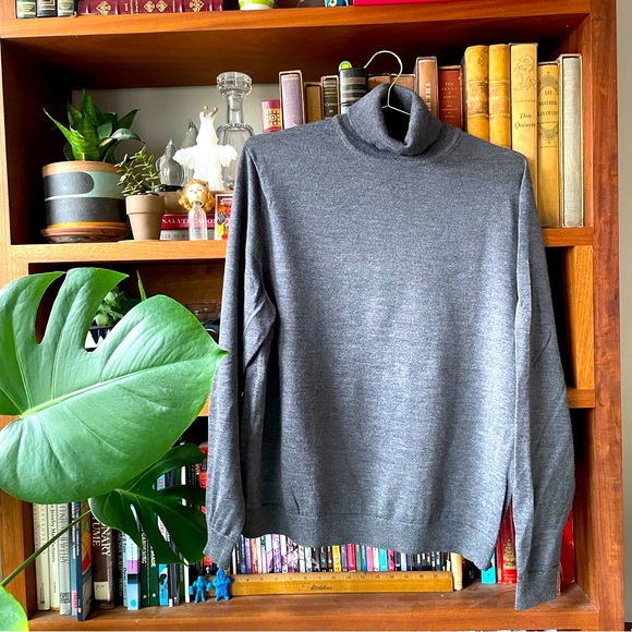 Structure Italian merino wool gray turtleneck sweater - Picture 1 of 10